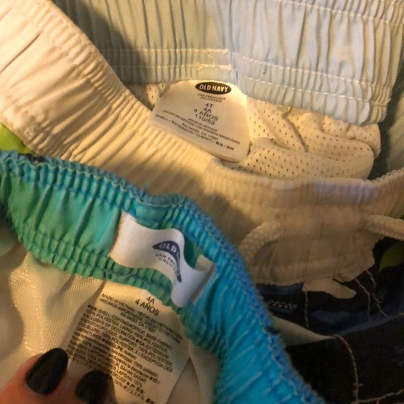 Old Navy Boy’s Swim Trunks Shark & Whale 4T 🦈 🐳 - Picture 6 of 6